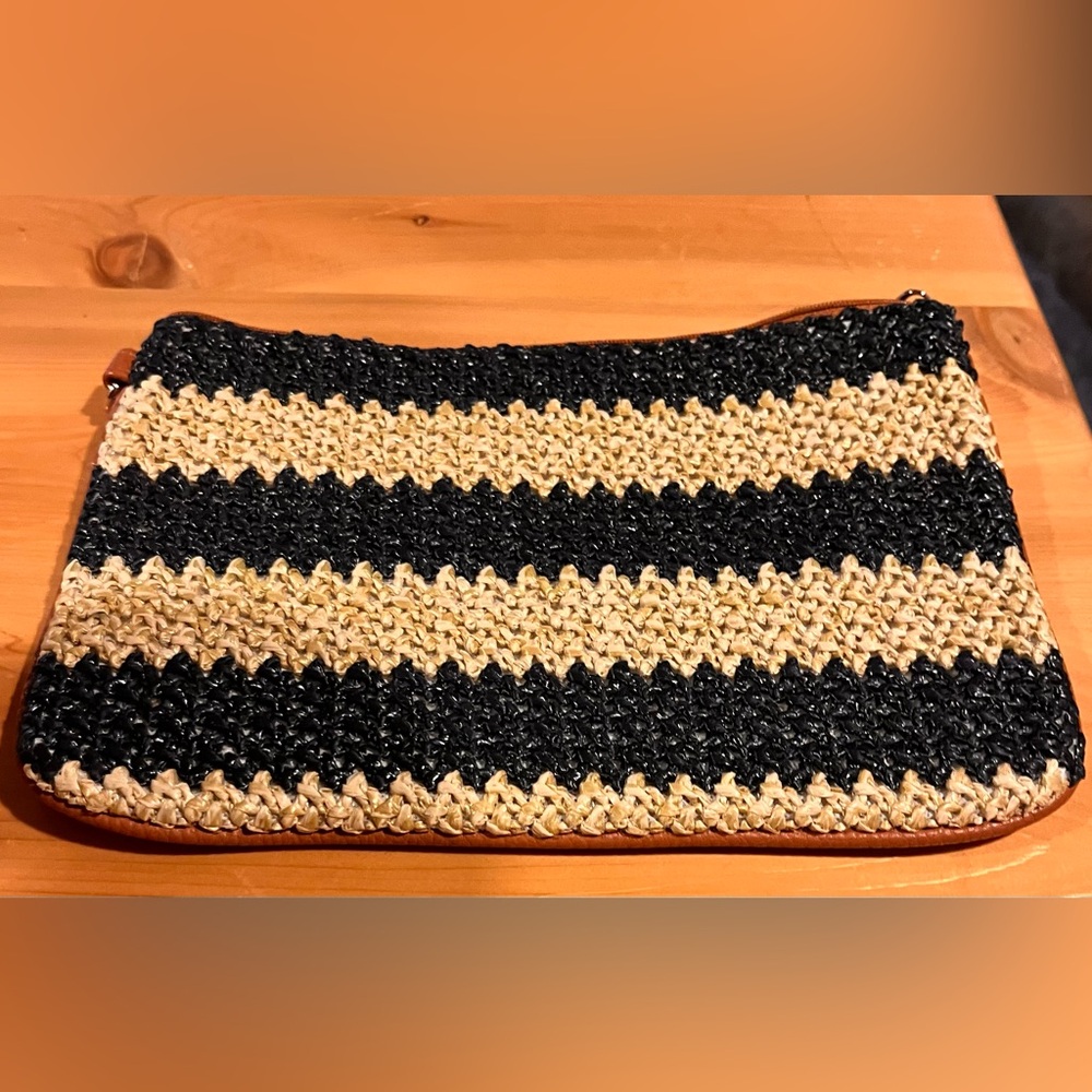 Thirty One 31 Blue and Tan Woven Clutch Purse Bag